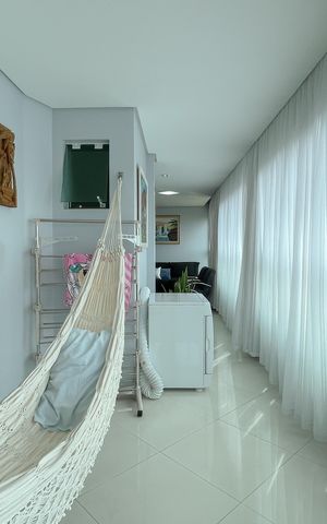 Apartamento à venda com 150m², 3 quartos e 6 vagas Apartamento à venda com 150m², 3 quartos e 6 vagasSacada