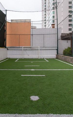 Apartamento à venda com 150m², 3 quartos e 6 vagas Apartamento à venda com 150m², 3 quartos e 6 vagasÁrea comum - Quadra