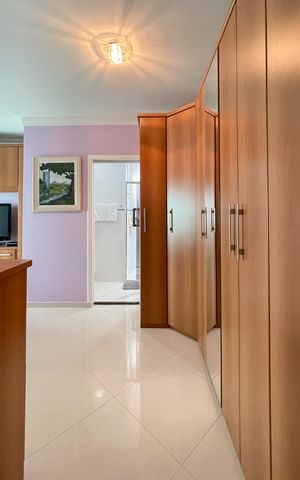 Apartamento à venda com 150m², 3 quartos e 6 vagas Apartamento à venda com 150m², 3 quartos e 6 vagasSuíte 3