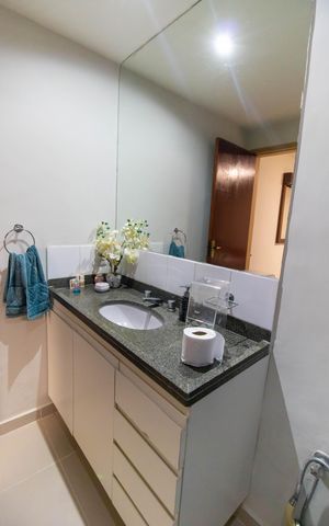Casa à venda com 750m², 5 quartos e 4 vagas Casa à venda com 750m², 5 quartos e 4 vagasBanheiro da Suíte 1 (Casa 2)