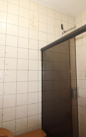 Casa para alugar com 180m², 2 quartos e sem vagaBanheiro 1