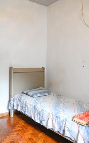 Casa à venda com 160m², 1 quarto e 3 vagas Casa à venda com 160m², 1 quarto e 3 vagasQuarto