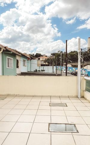 Casa à venda com 164m², 4 quartos e 3 vagas Casa à venda com 164m², 4 quartos e 3 vagasVista da Suíte 1