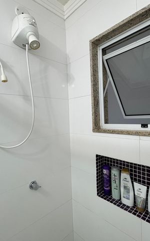 Casa de condomínio à venda com 170m², 4 quartos e 1 vaga Casa de condomínio à venda com 170m², 4 quartos e 1 vagaSuíte 1 - Banheiro