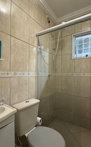 Casa de condomínio à venda com 170m², 4 quartos e 1 vaga Casa de condomínio à venda com 170m², 4 quartos e 1 vagaBanheiro Social