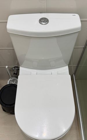 Casa de condomínio à venda com 170m², 4 quartos e 1 vaga Casa de condomínio à venda com 170m², 4 quartos e 1 vagaSuíte 2 - Banheiro