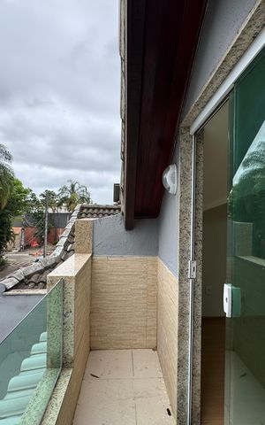Casa de condomínio à venda com 170m², 4 quartos e 1 vaga Casa de condomínio à venda com 170m², 4 quartos e 1 vagaSuíte 3 - Varanda