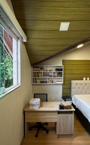 Casa de condomínio à venda com 170m², 4 quartos e 1 vaga Casa de condomínio à venda com 170m², 4 quartos e 1 vagaQuarto