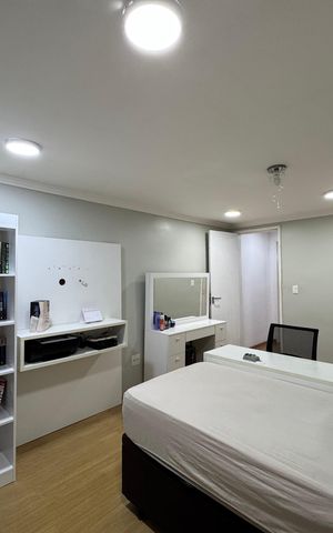 Casa de condomínio à venda com 170m², 4 quartos e 1 vaga Casa de condomínio à venda com 170m², 4 quartos e 1 vagaSuíte 1