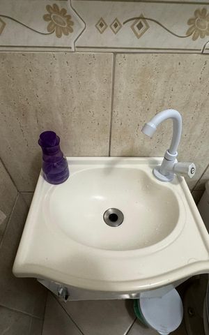 Casa de condomínio à venda com 170m², 4 quartos e 1 vaga Casa de condomínio à venda com 170m², 4 quartos e 1 vagaBanheiro Social