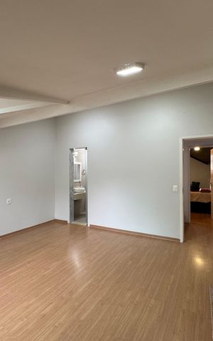 Casa de condomínio à venda com 170m², 4 quartos e 1 vaga Casa de condomínio à venda com 170m², 4 quartos e 1 vagaSuíte 3