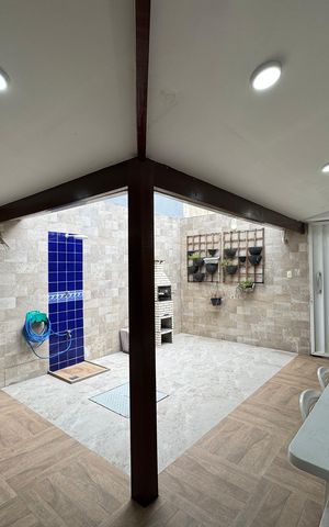 Casa de condomínio à venda com 170m², 4 quartos e 1 vaga Casa de condomínio à venda com 170m², 4 quartos e 1 vagaÁrea externa