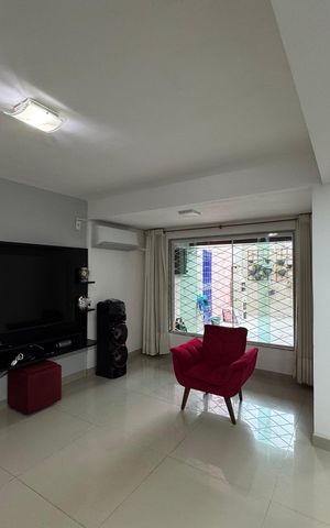 Casa de condomínio à venda com 170m², 4 quartos e 1 vaga Casa de condomínio à venda com 170m², 4 quartos e 1 vagaSala