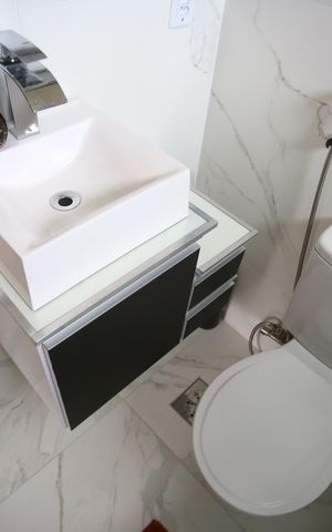 Casa à venda com 360m², 6 quartos e 6 vagasBanheiro Suíte