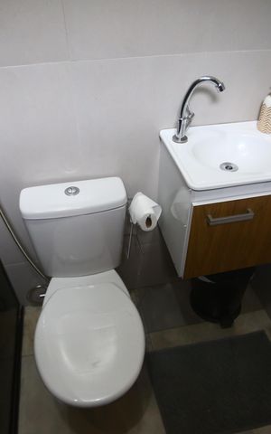Casa à venda com 360m², 6 quartos e 6 vagasBanheiro