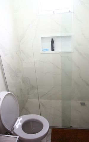 Casa à venda com 360m², 6 quartos e 6 vagasBanheiro Suíte