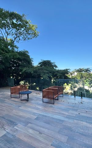 Casa de condomínio à venda com 554m², 5 quartos e 3 vagas Casa de condomínio à venda com 554m², 5 quartos e 3 vagasTerraço