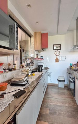 Casa de condomínio à venda com 554m², 5 quartos e 3 vagas Casa de condomínio à venda com 554m², 5 quartos e 3 vagasCozinha
