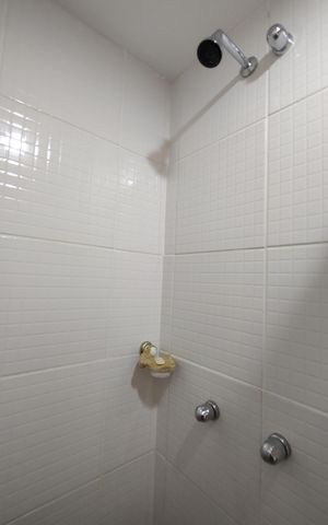 Apartamento à venda com 67m², 2 quartos e 1 vagaBanheiro da Suíte 1
