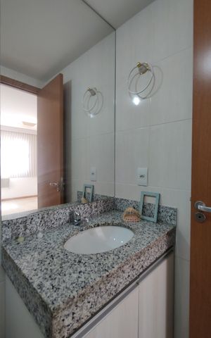 Apartamento à venda com 67m², 2 quartos e 1 vagaBanheiro da Suíte 2