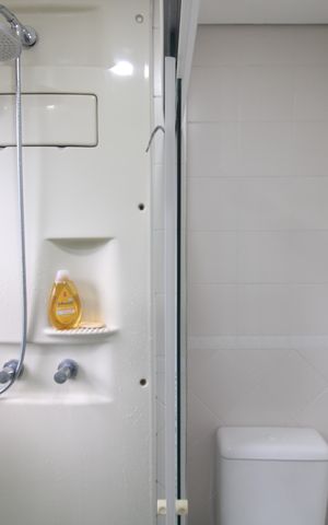 Apartamento à venda com 93m², 3 quartos e 2 vagasBanheiro da Suíte 