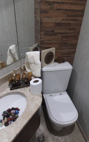 Apartamento à venda com 93m², 3 quartos e 2 vagasLavabo