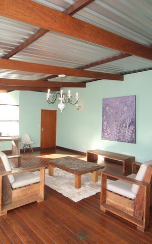 Casa à venda com 300m², 2 quartos e 2 vagasÁrea Comum