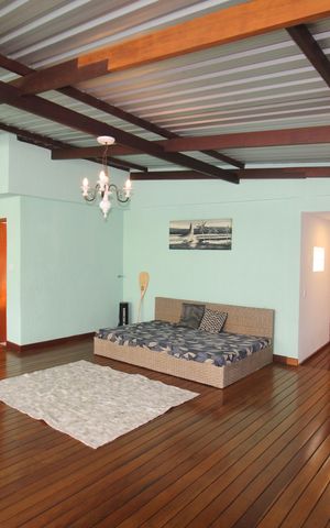 Casa à venda com 300m², 2 quartos e 2 vagasÁrea Comum