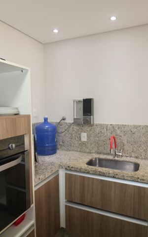 Casa à venda com 300m², 2 quartos e 2 vagasSala / Cozinha