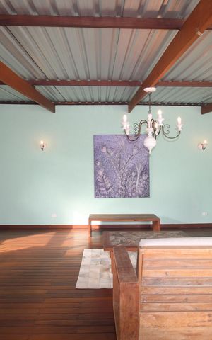 Casa à venda com 300m², 2 quartos e 2 vagasÁrea Comum