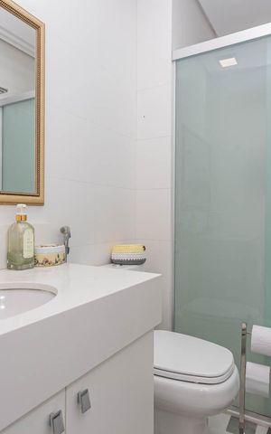 Apartamento à venda com 110m², 2 quartos e 2 vagasBanheiro da Suíte