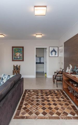 Apartamento à venda com 110m², 2 quartos e 2 vagasSala