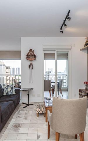 Apartamento à venda com 110m², 2 quartos e 2 vagasSala