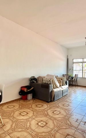Casa para alugar com 250m², 4 quartos e 4 vagasSala