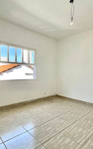 Casa para alugar com 250m², 4 quartos e 4 vagasEdícula