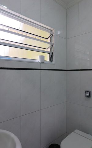 Casa para alugar com 150m², 3 quartos e 2 vagasBanheiro da Suíte