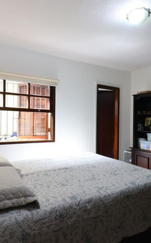 Casa para alugar com 150m², 3 quartos e 2 vagasSuíte