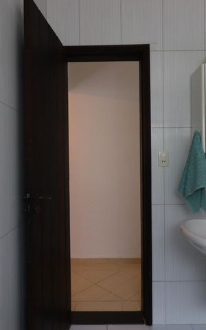 Casa para alugar com 150m², 3 quartos e 2 vagasBanheiro Social