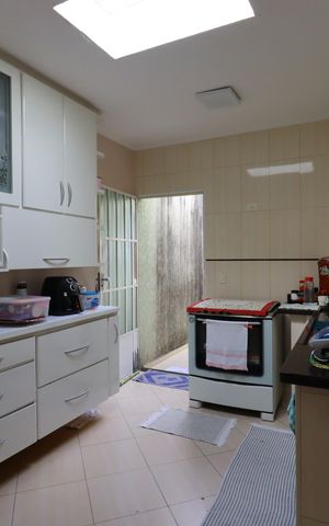 Casa para alugar com 150m², 3 quartos e 2 vagasCozinha