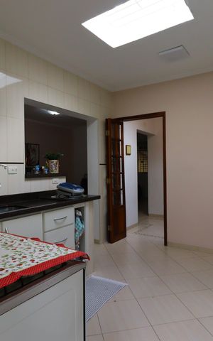 Casa para alugar com 150m², 3 quartos e 2 vagasCozinha