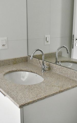 Studio à venda com 28m², 0 quarto e sem vaga Studio à venda com 28m², 0 quarto e sem vagaBanheiro