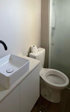 Apartamento à venda com 50m², 2 quartos e 1 vaga Apartamento à venda com 50m², 2 quartos e 1 vagaBanheiro