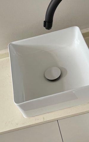 Apartamento à venda com 50m², 2 quartos e 1 vaga Apartamento à venda com 50m², 2 quartos e 1 vagaBanheiro