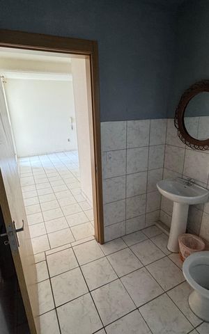 Apartamento à venda com 49m², 2 quartos e 1 vaga Apartamento à venda com 49m², 2 quartos e 1 vagaBanheiro