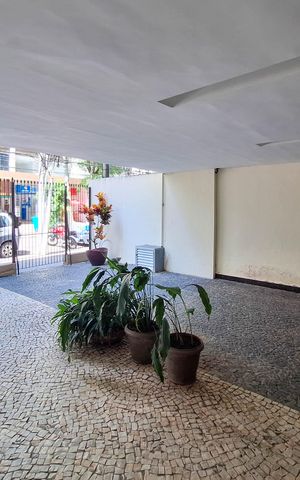 Apartamento à venda com 120m², 3 quartos e sem vaga Apartamento à venda com 120m², 3 quartos e sem vagaFachada