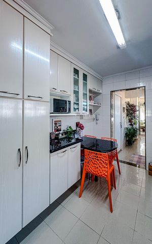 Apartamento à venda com 102m², 3 quartos e 1 vagaCozinha