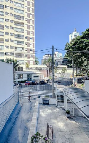 Apartamento à venda com 102m², 3 quartos e 1 vagavista da Sala de TV