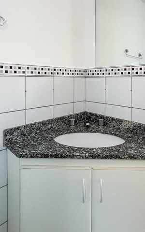 Apartamento para alugar com 47m², 1 quarto e 1 vaga Apartamento para alugar com 47m², 1 quarto e 1 vagaBanheiro