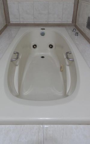 Casa à venda com 400m², 3 quartos e 6 vagasBanheiro Social 2