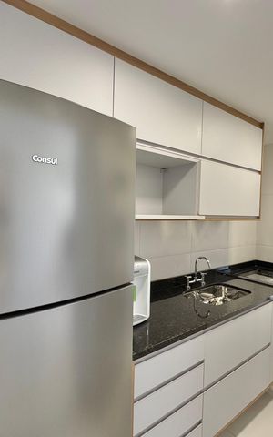 Apartamento à venda com 79m², 2 quartos e 1 vaga Apartamento à venda com 79m², 2 quartos e 1 vagaCozinha e Área de Serviço
